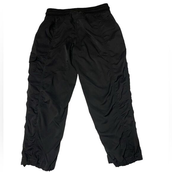 The North Face Aphrodite 2.0 Black Ruched Crop Track Yoga Workout Pants Small - Picture 5 of 5